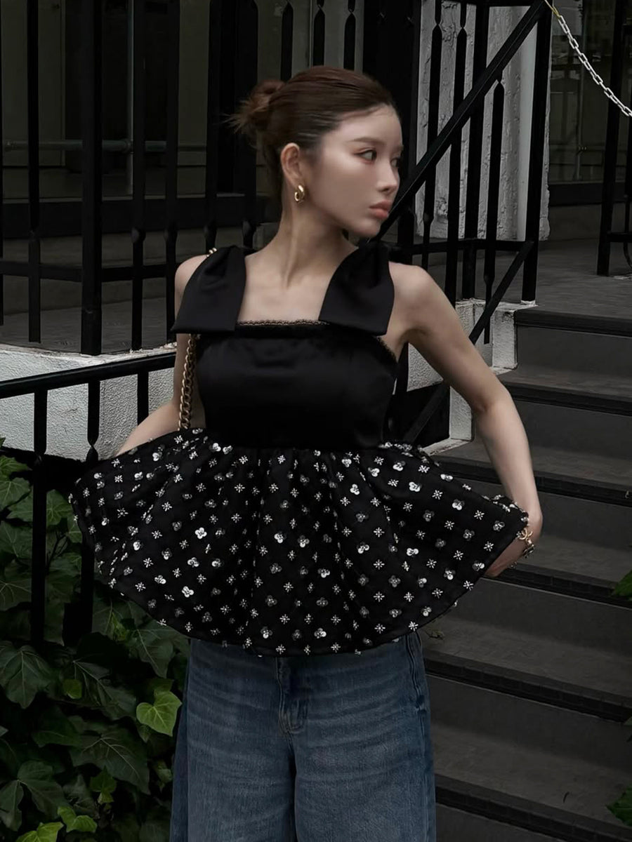 モデル：160cm（着用サイズ：FREE　着用カラー：BLK）