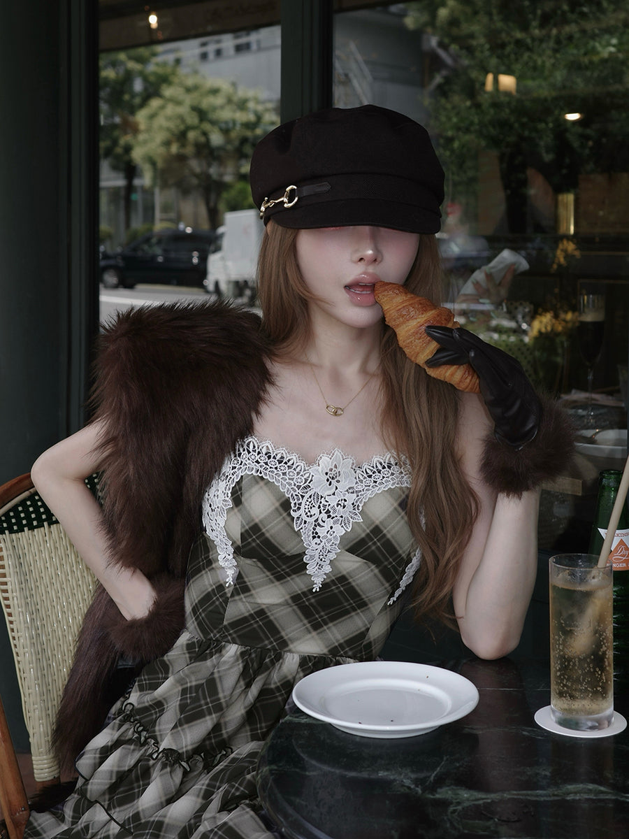 モデル：160cm（着用サイズ：FREE　着用カラー：BLK）