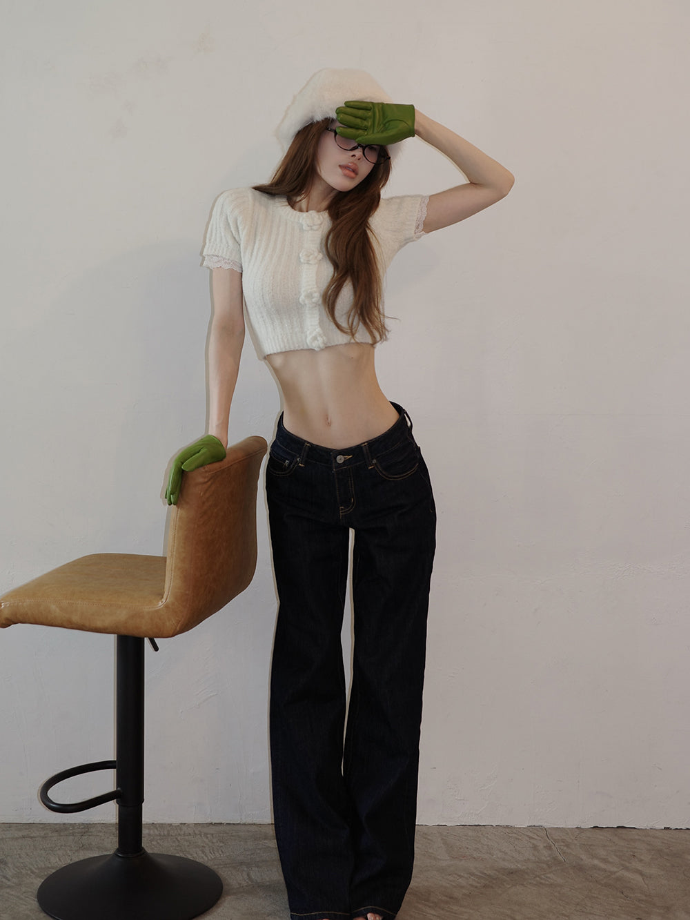 モデル：160cm（着用サイズ：FREE　着用カラー：WHT）