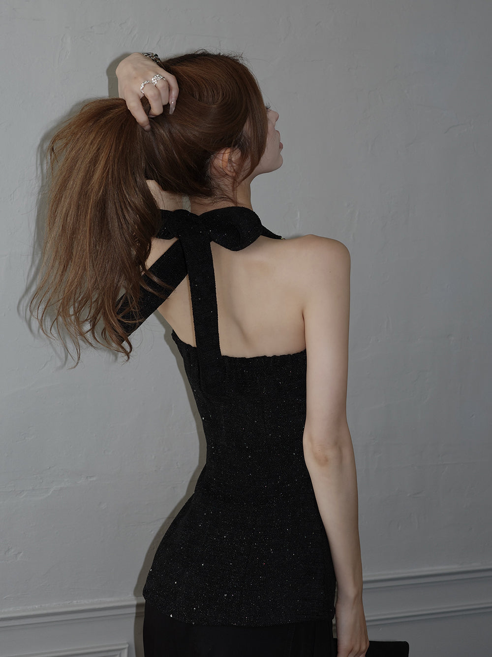 モデル：160cm（着用サイズ：FREE　着用カラー：BLK）