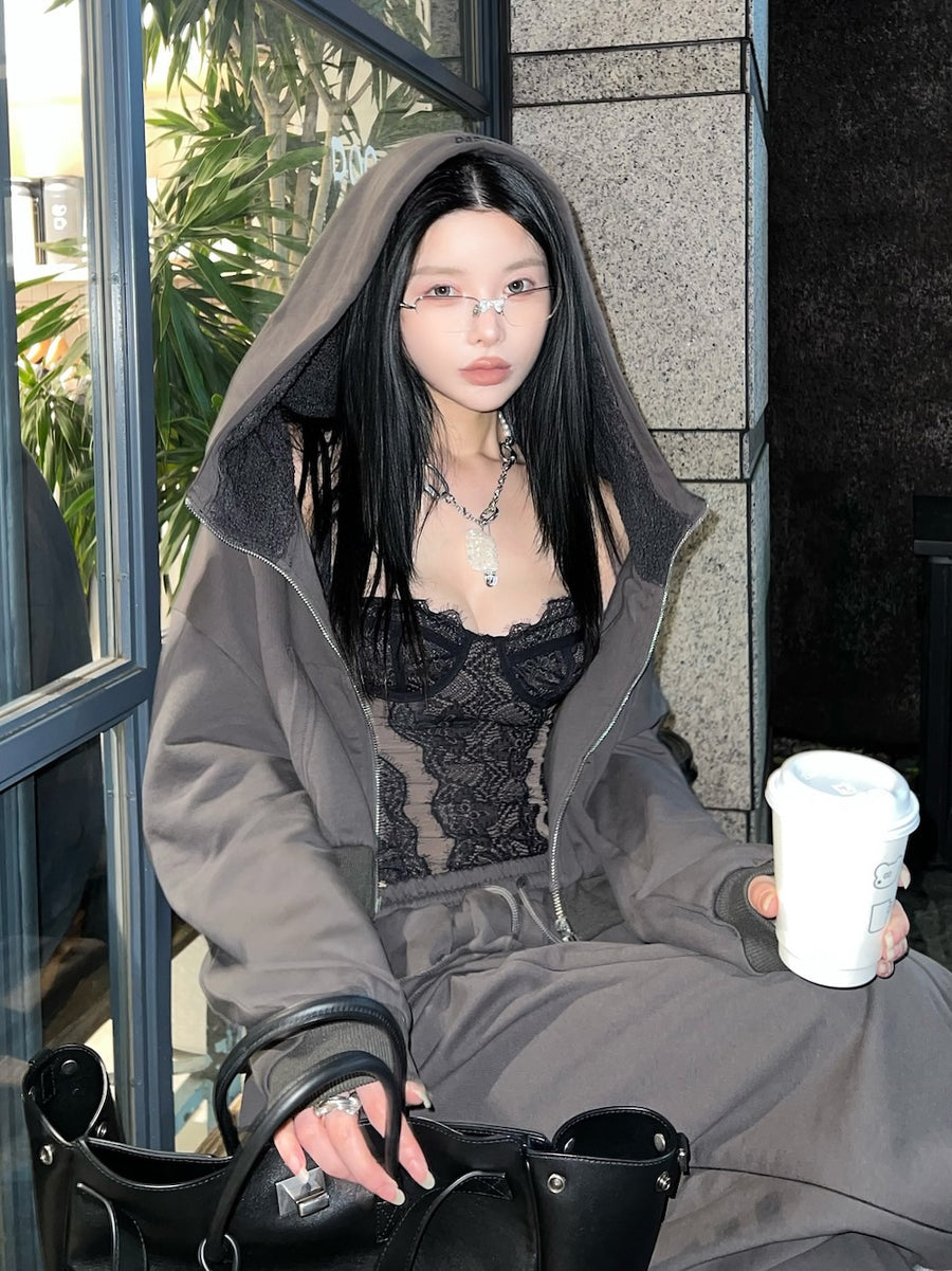 モデル：160cm（着用サイズ：FREE　着用カラー：C-GRY）