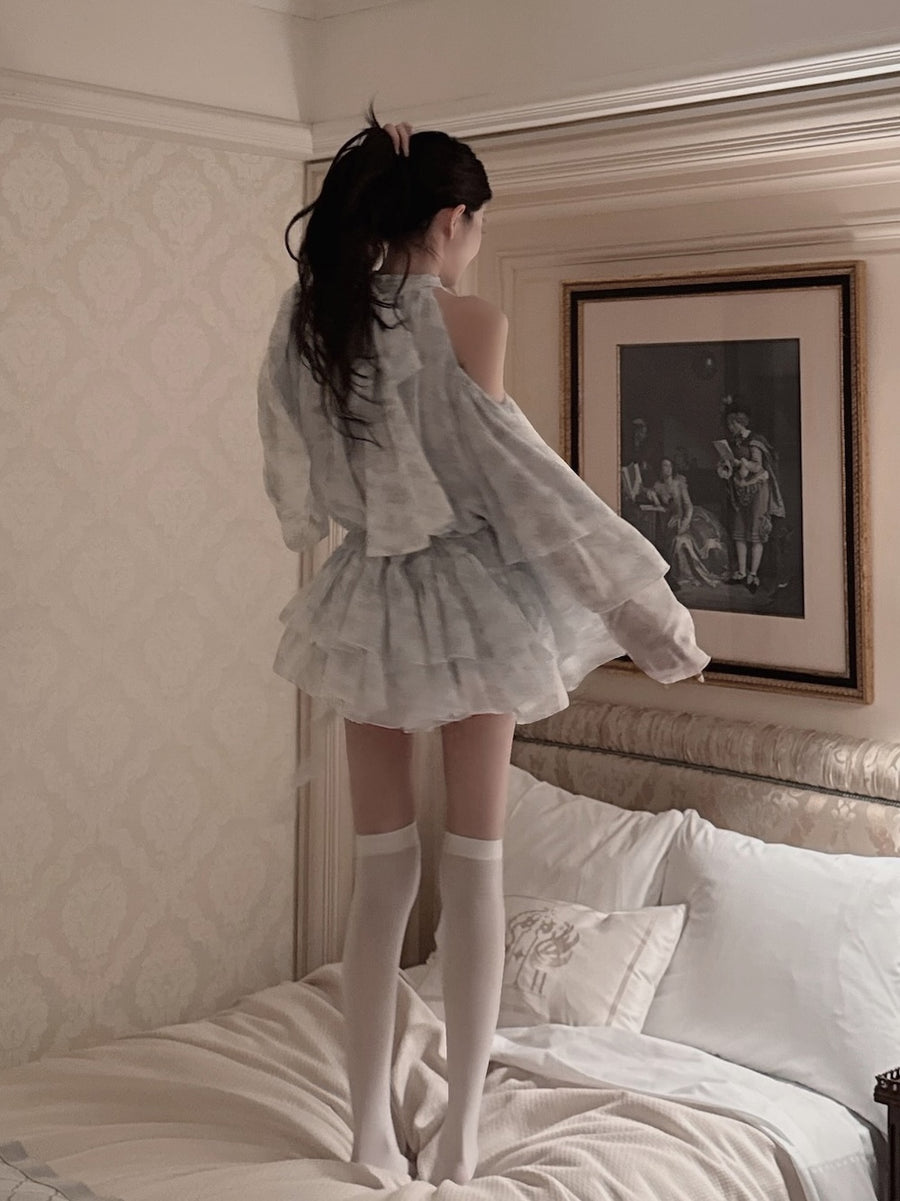 モデル：160cm（着用サイズ：FREE　着用カラー：SAX）