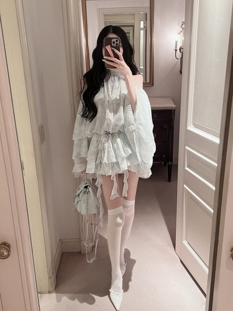 モデル：160cm（着用サイズ：FREE　着用カラー：SAX）