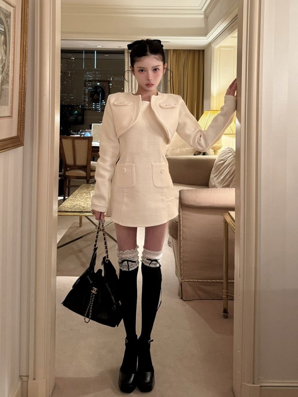 モデル：160cm（着用サイズ：FREE　着用カラー：IVO）