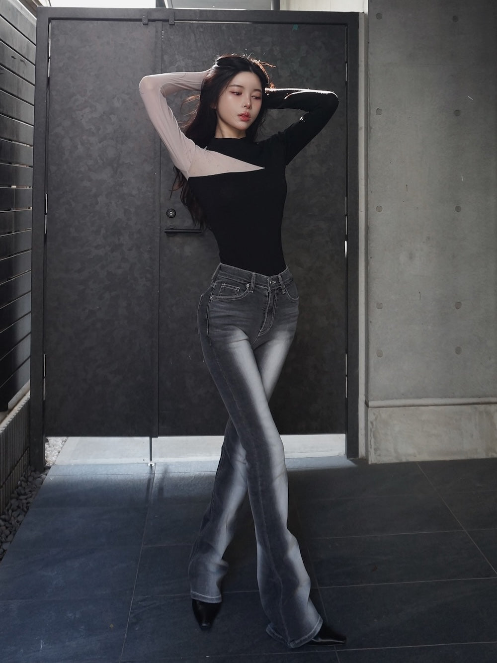 モデル：160cm（着用サイズ：FREE　着用カラー：BLK）