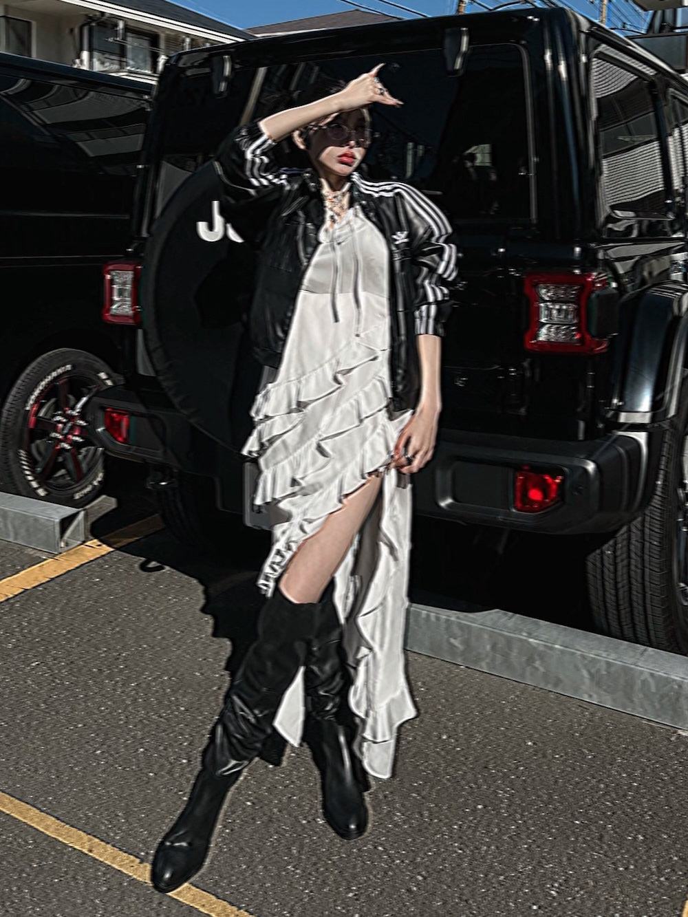 モデル：160cm（着用サイズ：FREE　着用カラー：WHT）
