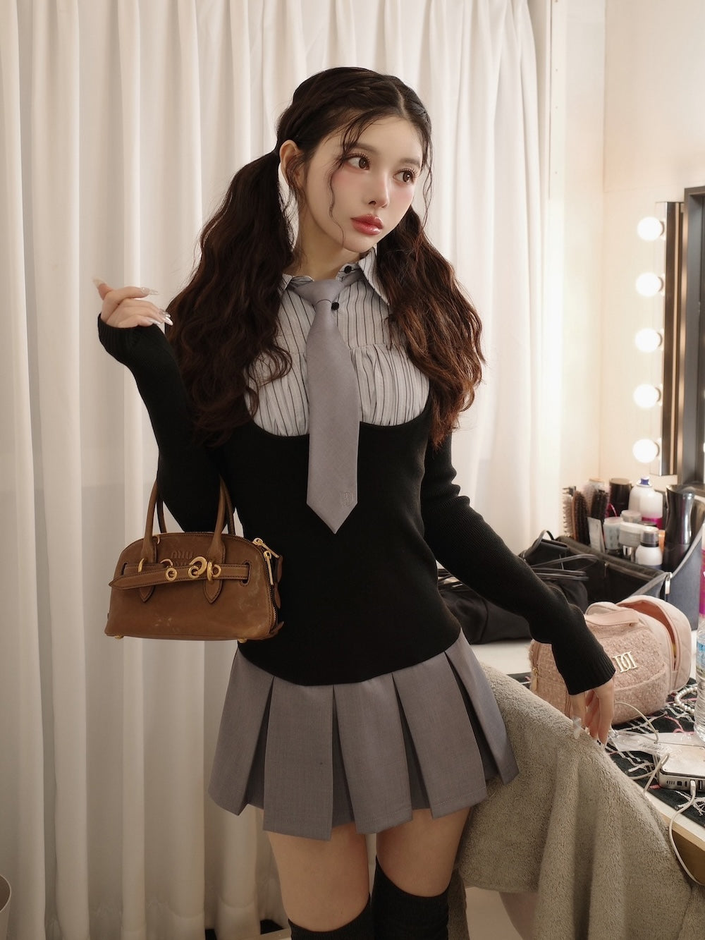 モデル：160cm（着用サイズ：FREE　着用カラー：BLK）