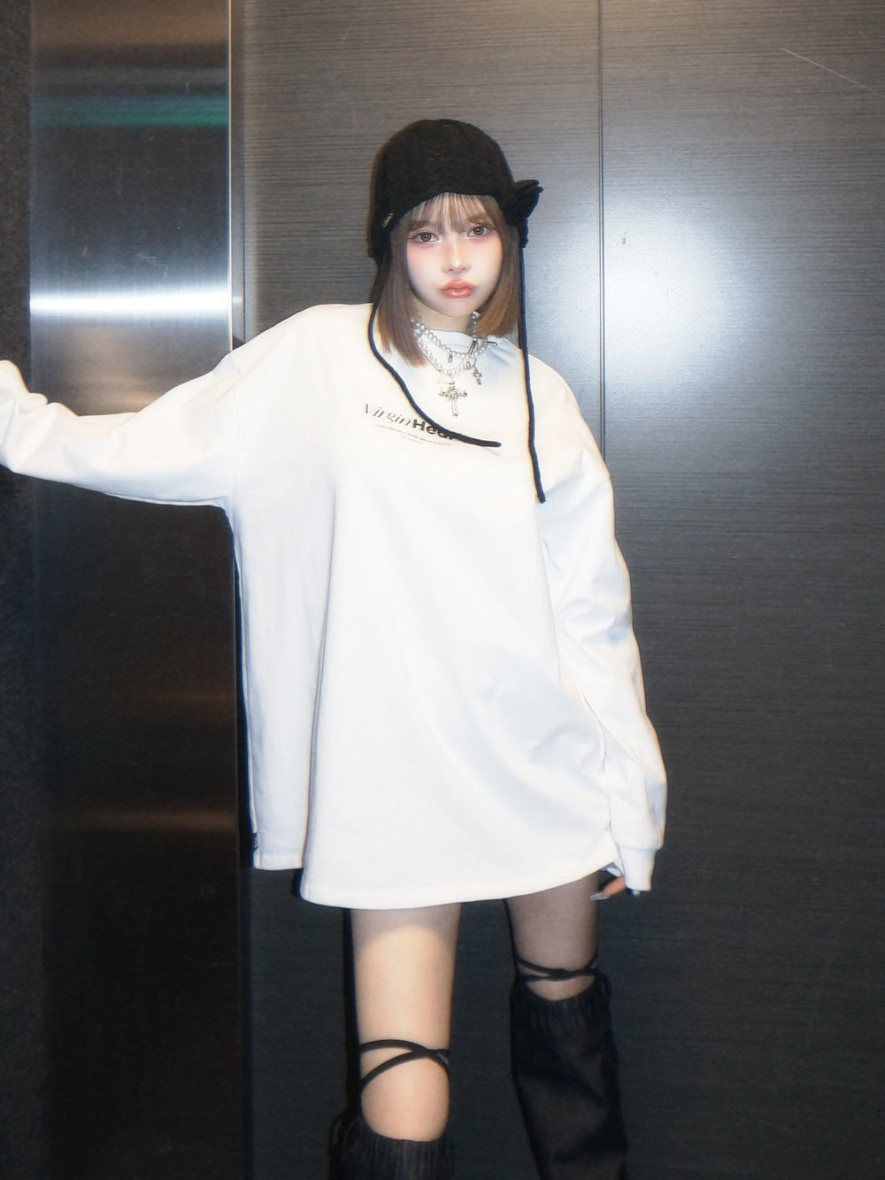 ハートモチーフロングTシャツ - wht