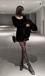 モデル：160cm（着用サイズ：FREE　着用カラー：BLK）