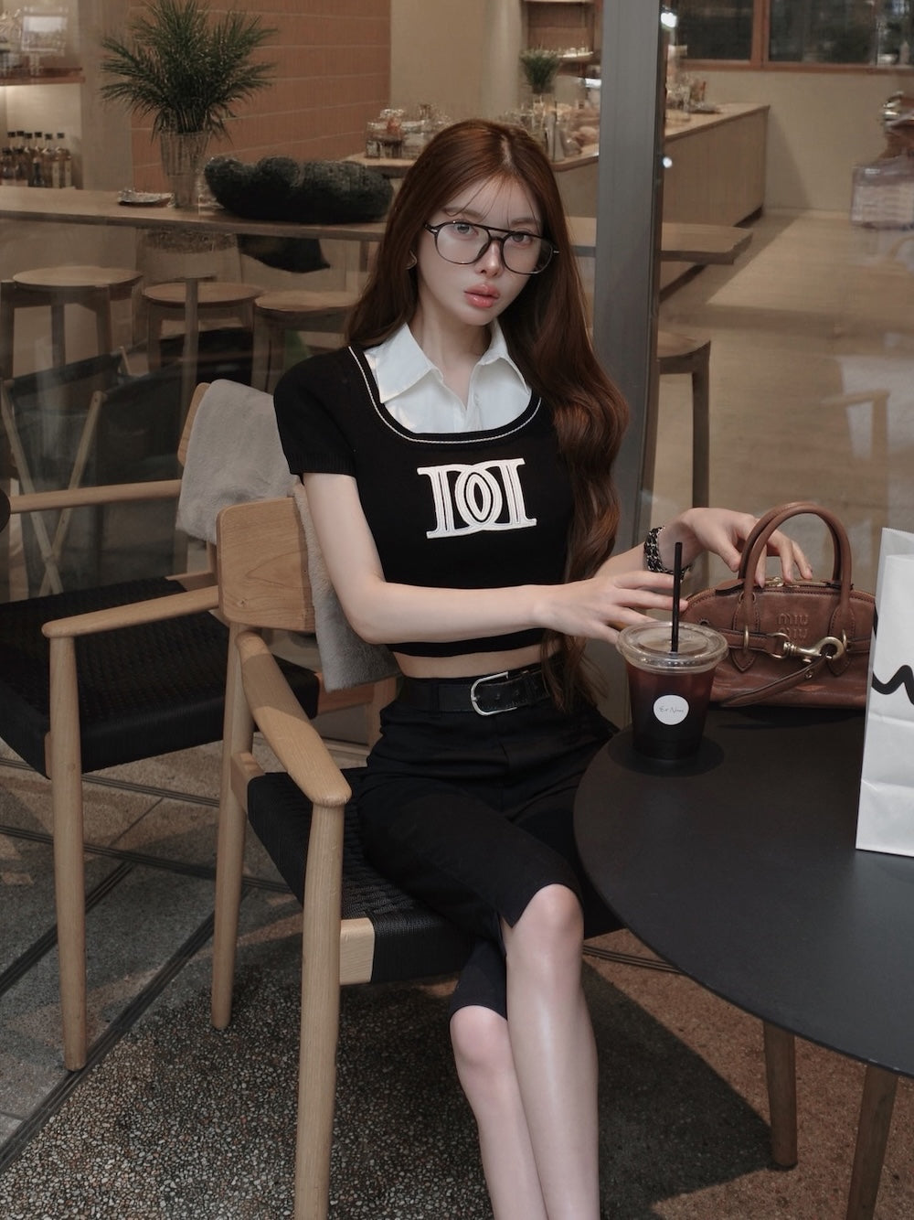 モデル：160cm（着用サイズ：FREE　着用カラー：BLK）