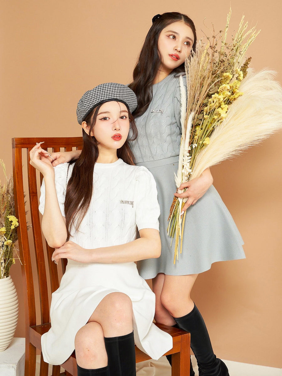 モデル：(左)160cm(右)155cm（着用サイズ：FREE　着用カラー：(左)WHT(右)GRY）