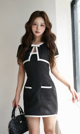 モデル：158cm（着用サイズ：FREE　着用カラー：BLK）