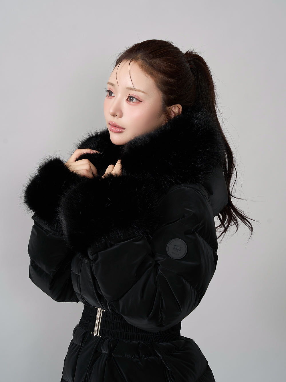モデル：158cm（着用サイズ：S　着用カラー：BLK）