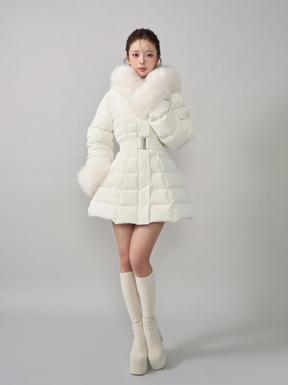 モデル：158cm（着用サイズ：S　着用カラー：WHT）