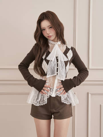 モデル：158cm（着用サイズ：FREE　着用カラー：BRN）