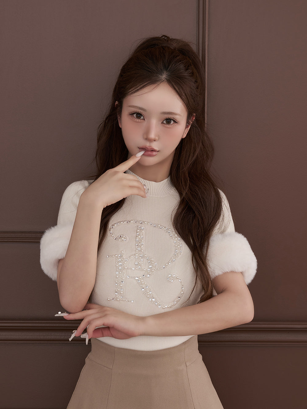 モデル：158cm（着用サイズ：FREE　着用カラー：IVO）