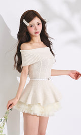 モデル：158cm（着用サイズ：FREE　着用カラー：IVO）
