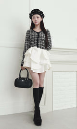 モデル：158cm（着用サイズ：FREE　着用カラー：BLK）
