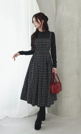 モデル：158cm（着用サイズ：FREE　着用カラー：BLK）