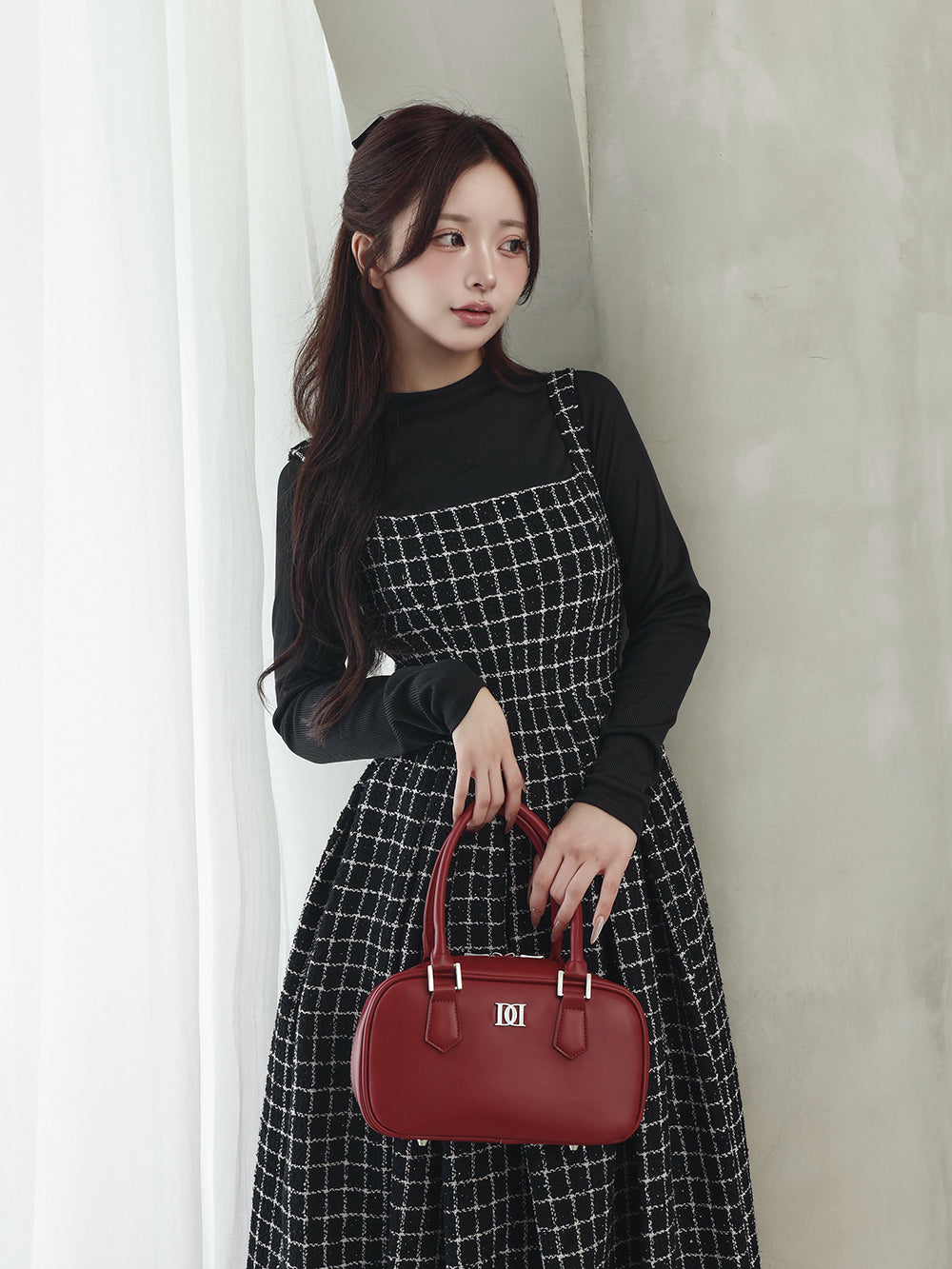 モデル：158cm（着用サイズ：FREE　着用カラー：BLK）