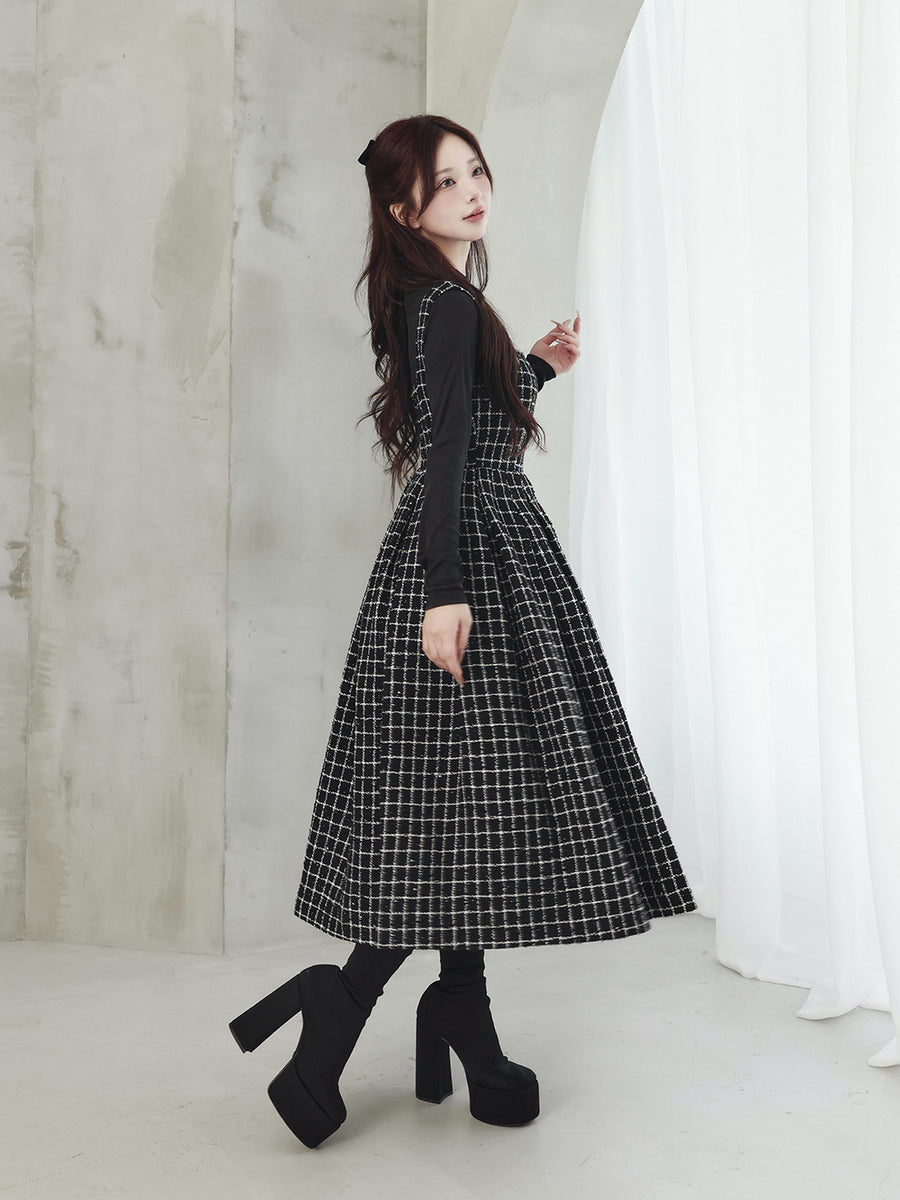 モデル：158cm（着用サイズ：FREE　着用カラー：BLK）