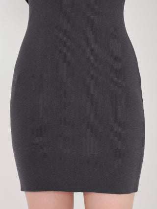 モデル：158cm（着用サイズ：FREE　着用カラー：C-GRY）