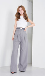 モデル：158cm（着用サイズ：FREE　着用カラー：GRY）