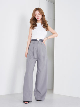 モデル：158cm（着用サイズ：FREE　着用カラー：GRY）
