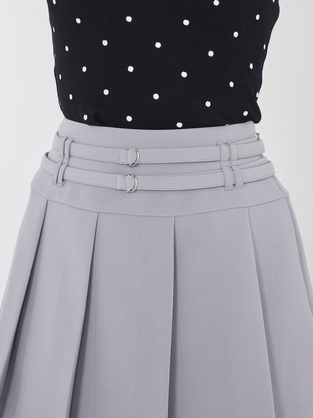 モデル：158cm（着用サイズ：S　着用カラー：GRY）