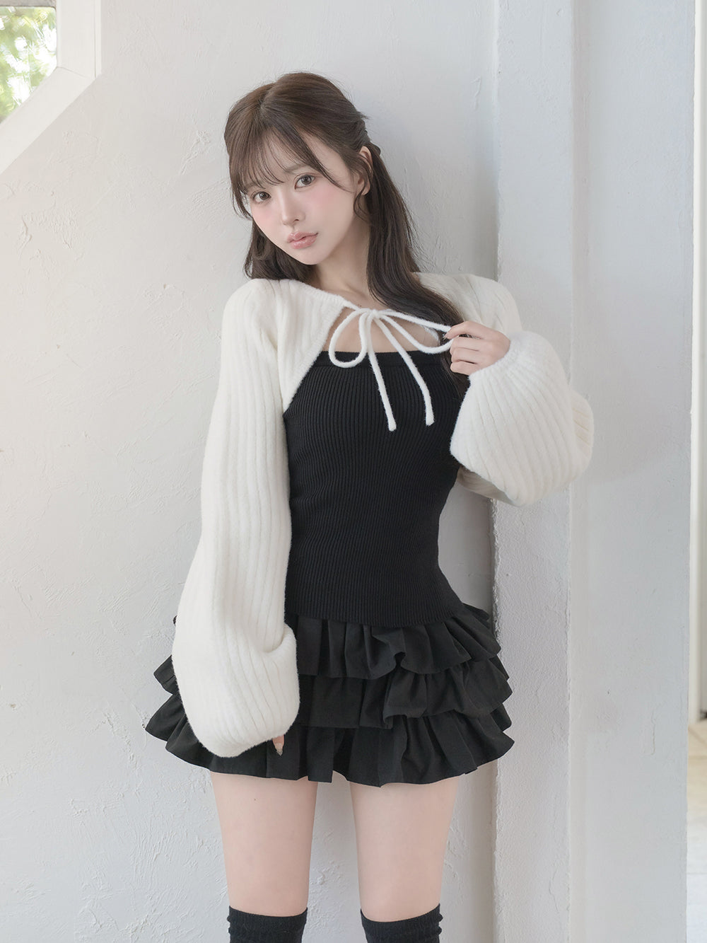 モデル：158cm（着用サイズ：FREE　着用カラー：BLK）