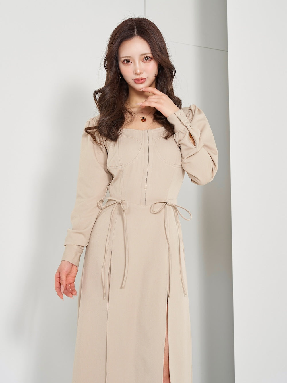 モデル：158cm（着用サイズ：FREE　着用カラー：BEG）