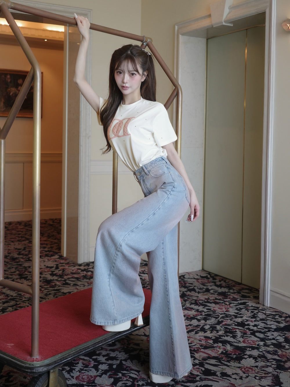 キルティングアップリケビジューTシャツ