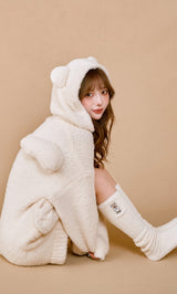 モデル：158cm（着用サイズ：FREE　着用カラー：IVO）