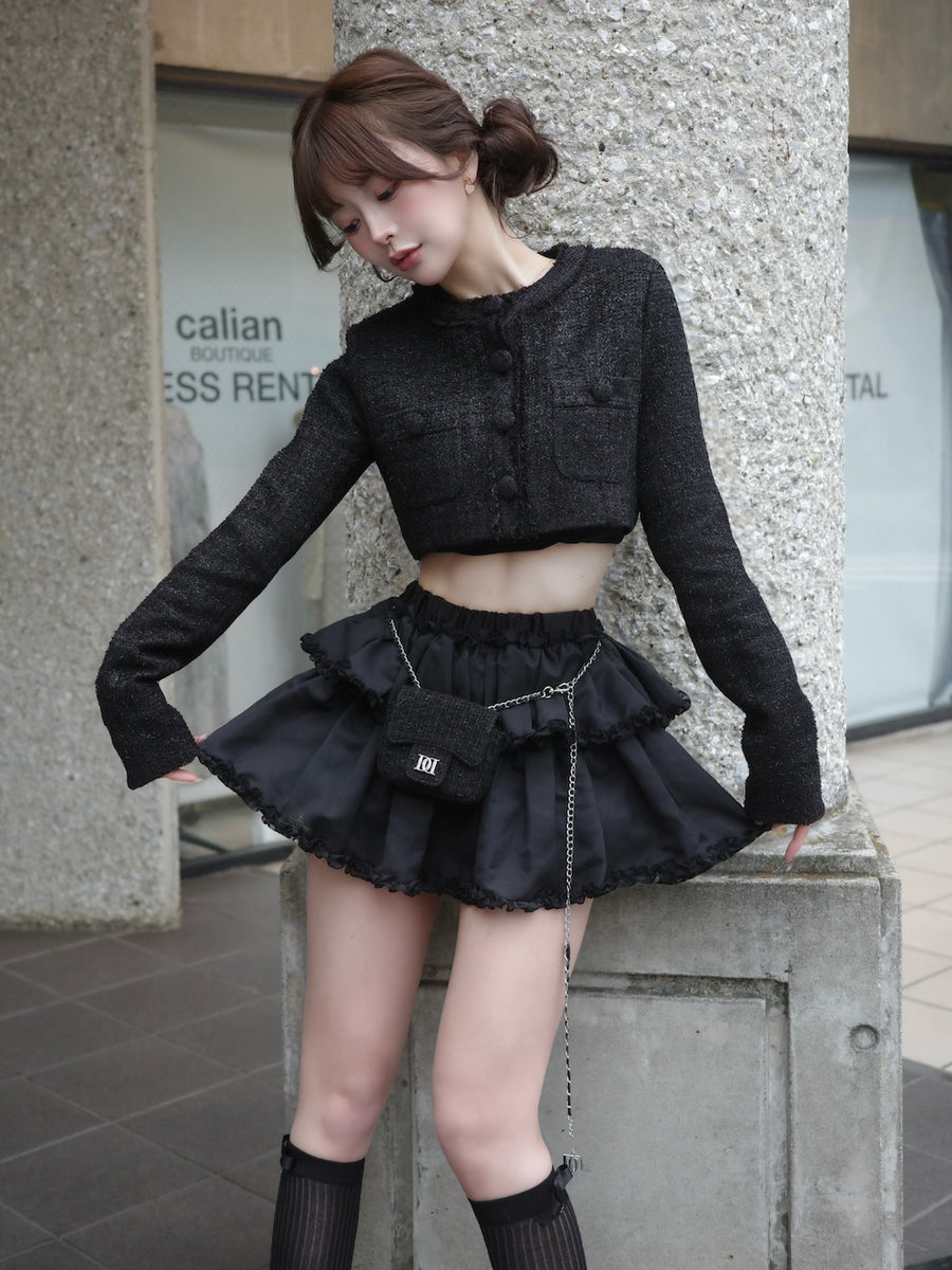 モデル：158cm（着用サイズ：FREE　着用カラー：BLK）