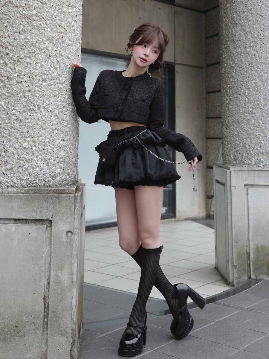 モデル：158cm（着用サイズ：FREE　着用カラー：BLK）