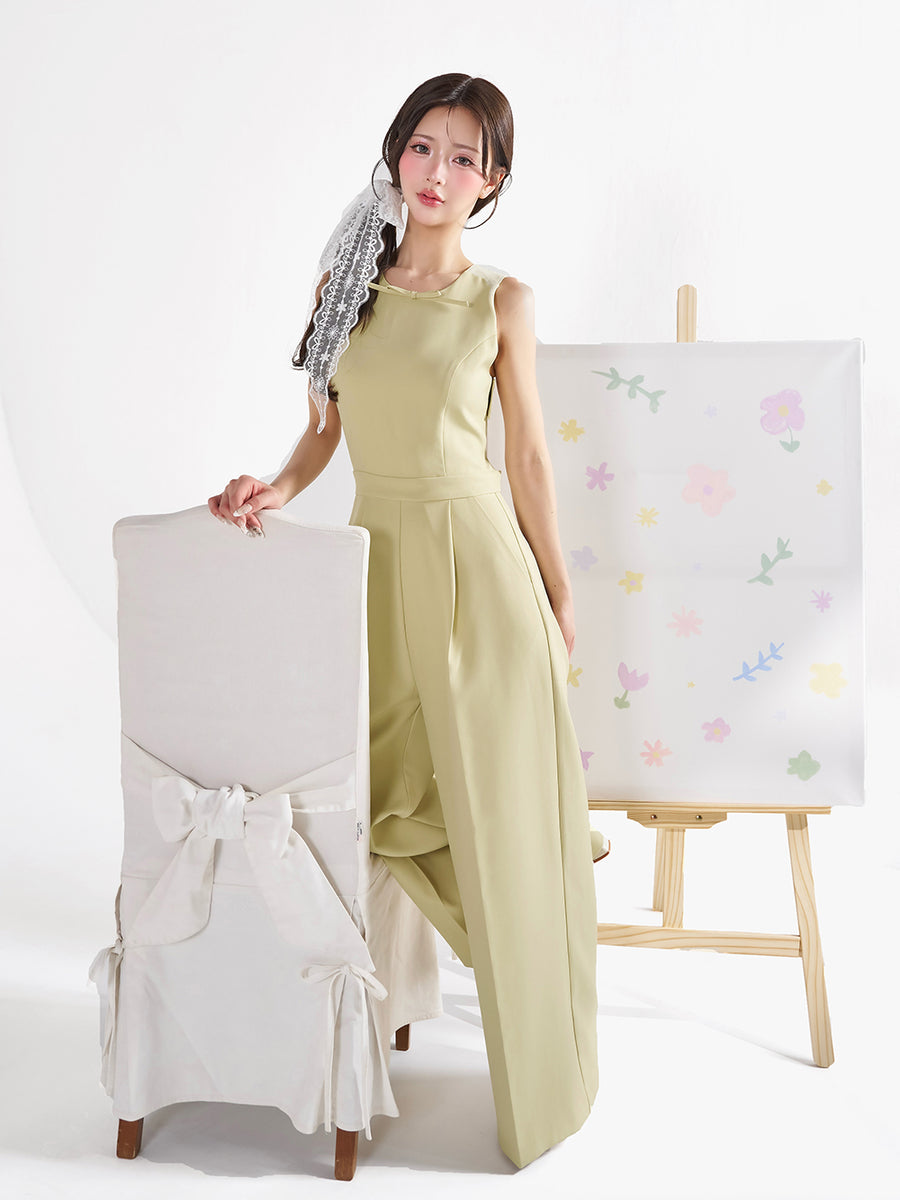 モデル：158cm（着用サイズ：FREE　着用カラー：LIM）