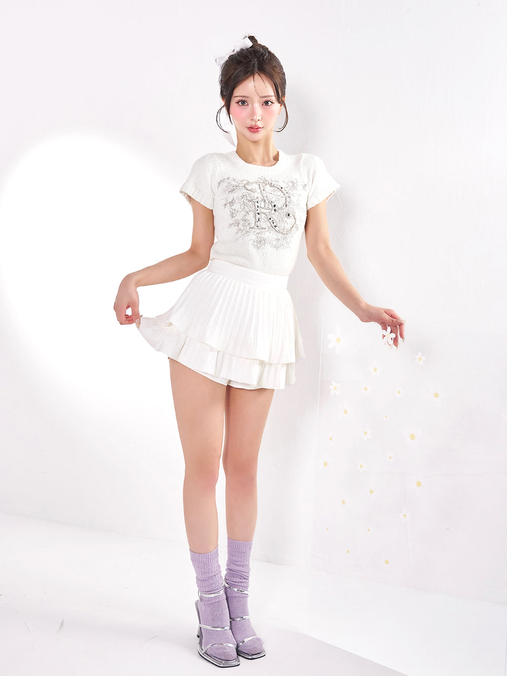 モデル：158cm（着用サイズ：S　着用カラー：WHT）