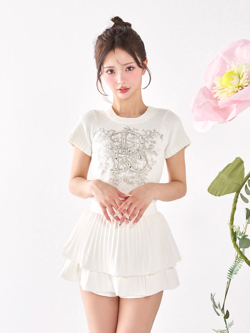 モデル：158cm（着用サイズ：S　着用カラー：WHT）