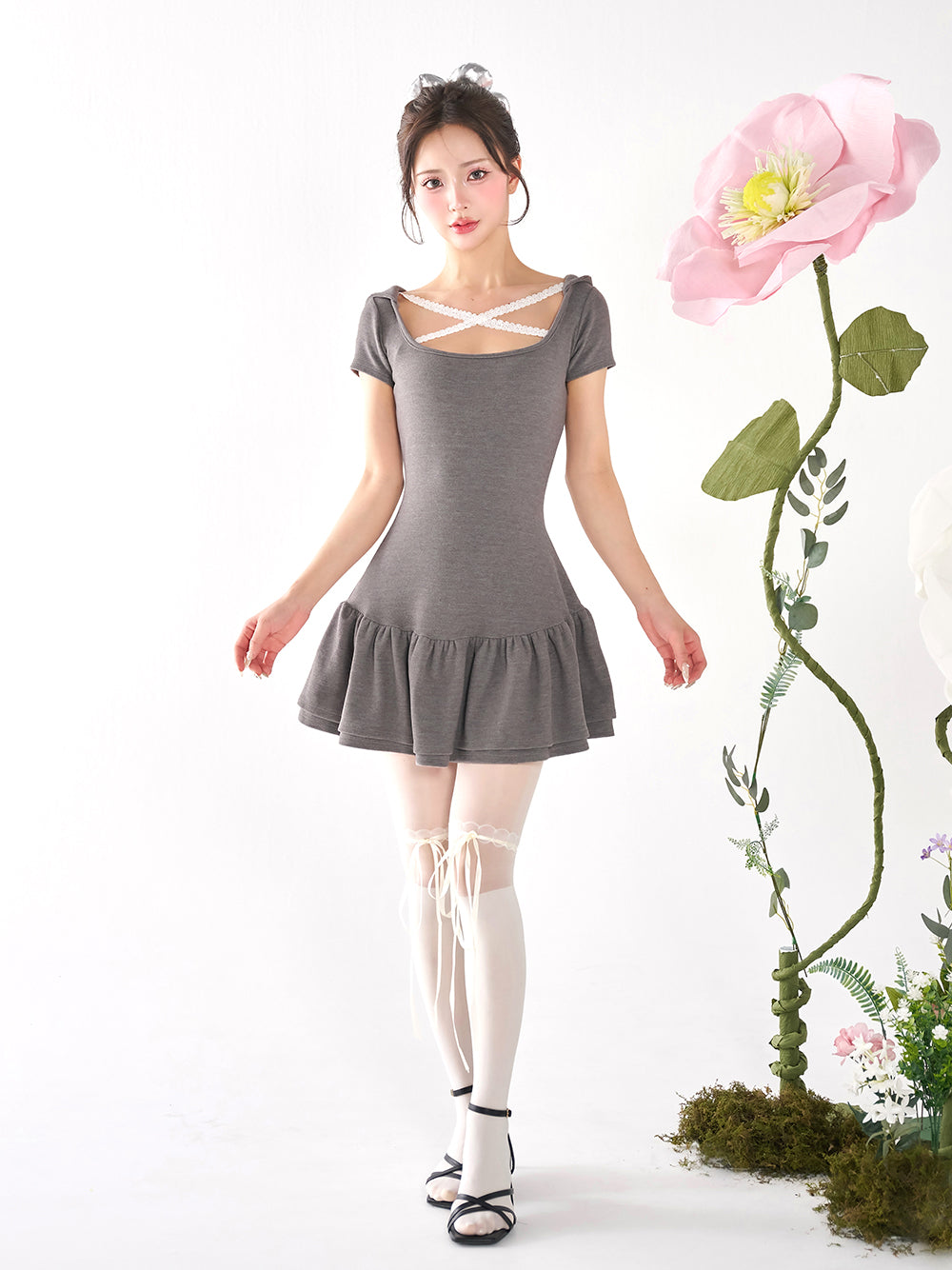 モデル：158cm（着用サイズ：FREE　着用カラー：GRY）