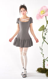 モデル：158cm（着用サイズ：FREE　着用カラー：GRY）