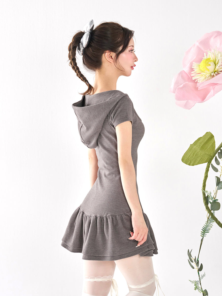 モデル：158cm（着用サイズ：FREE　着用カラー：GRY）