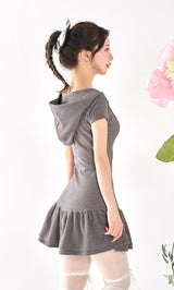 モデル：158cm（着用サイズ：FREE　着用カラー：GRY）