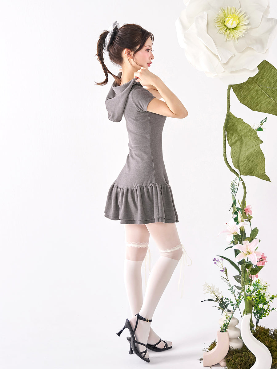 モデル：158cm（着用サイズ：FREE　着用カラー：GRY）