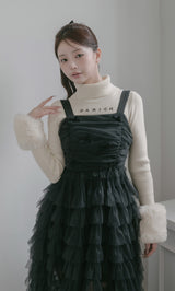 モデル：158cm（着用サイズ：FREE　着用カラー：BLK）