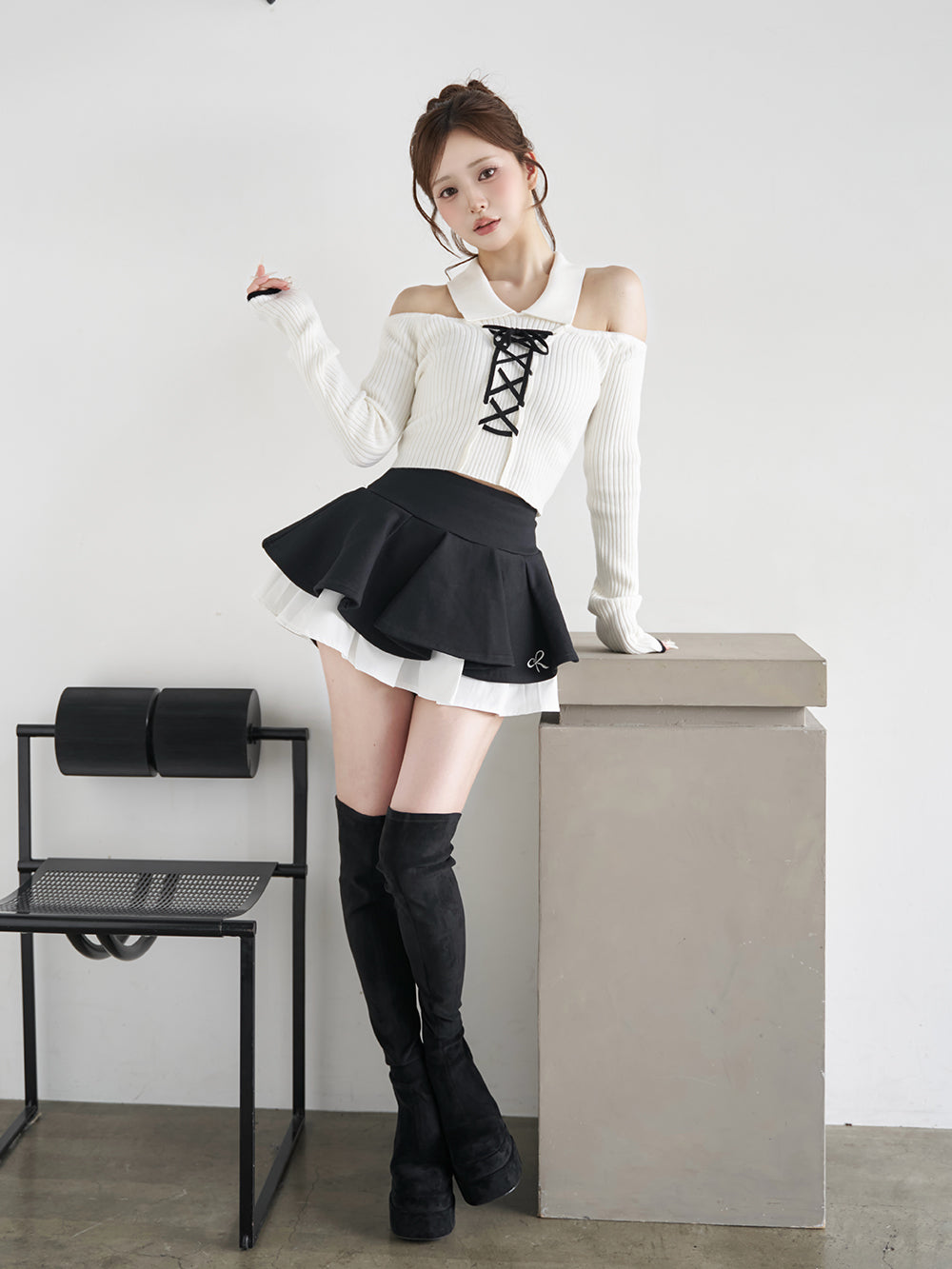 モデル：158cm（着用サイズ：FREE　着用カラー：WHT）