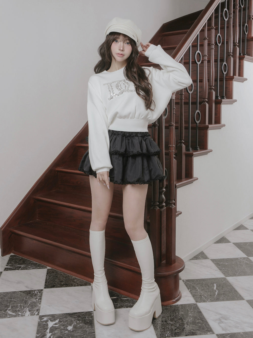 モデル：158cm（着用サイズ：FREE　着用カラー：WHT）