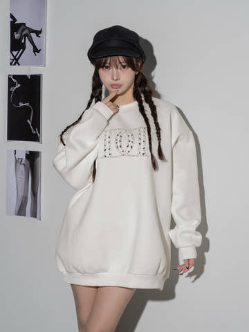 モデル：158cm（着用サイズ：FREE　着用カラー：WHT）