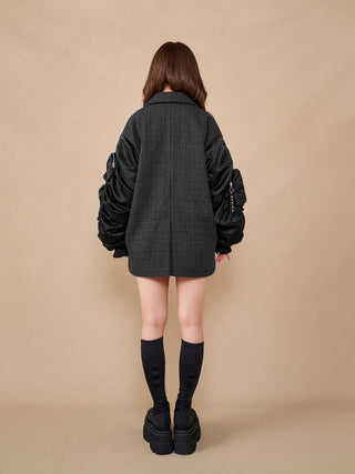モデル：158cm（着用サイズ：FREE　着用カラー：BLK）