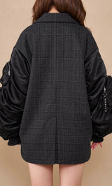 モデル：158cm（着用サイズ：FREE　着用カラー：BLK）