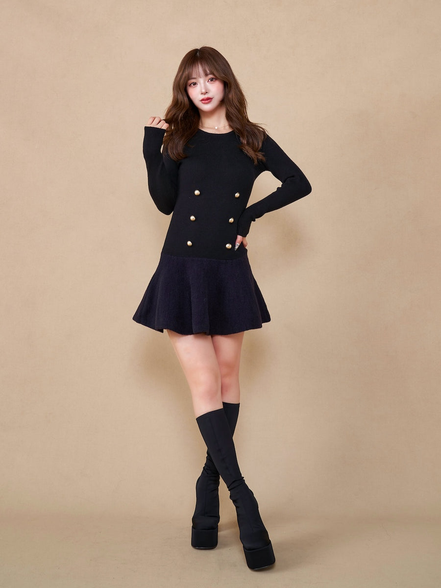 モデル：158cm（着用サイズ：FREE　着用カラー：BLK）